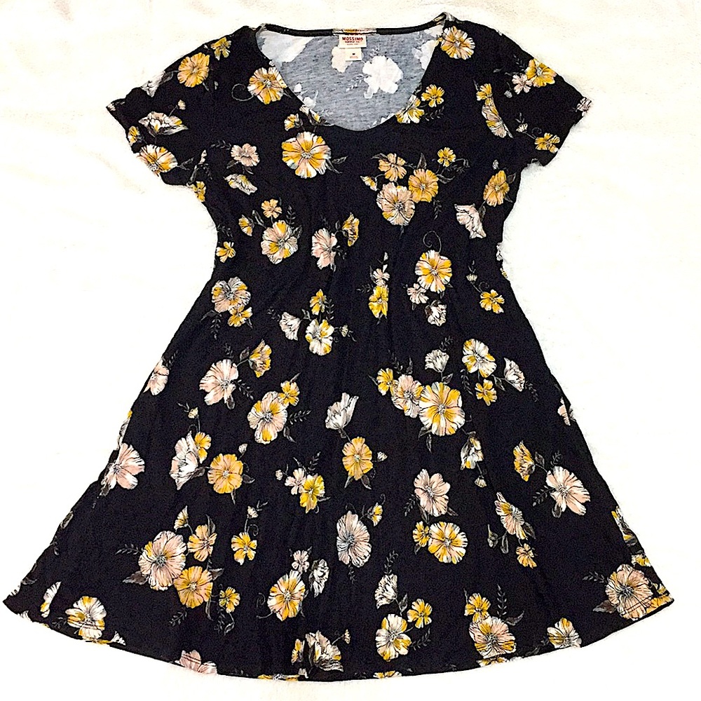 Flowy floral black dress